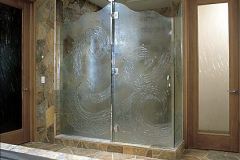 Heavy-designed-glass-enclosure